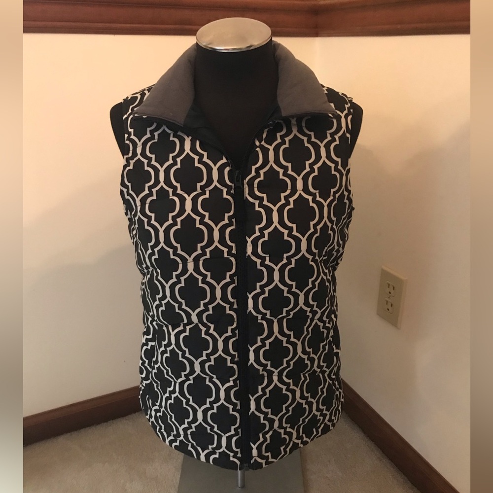 Lands' End Black & White Damask Down Puffer Zip Up Vest Size XS (2-4)